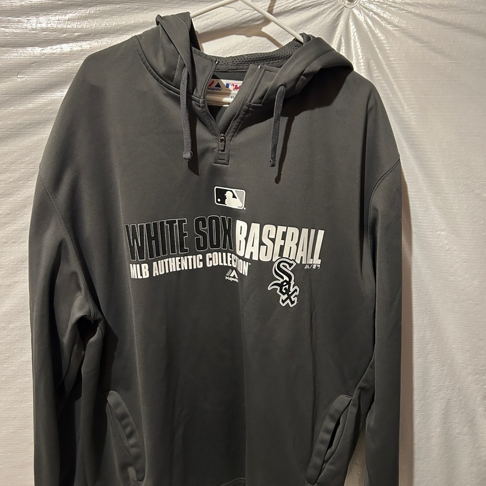 Majestic Authentic Collection Hoodie